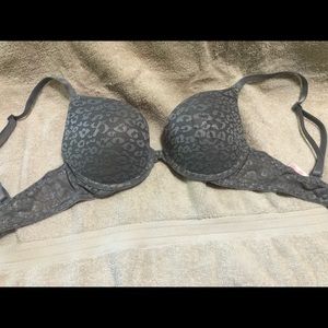 Gray PINK Victoria’s Secret Bra 32B